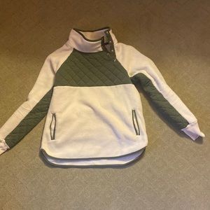 Quilted fleece cream and army green